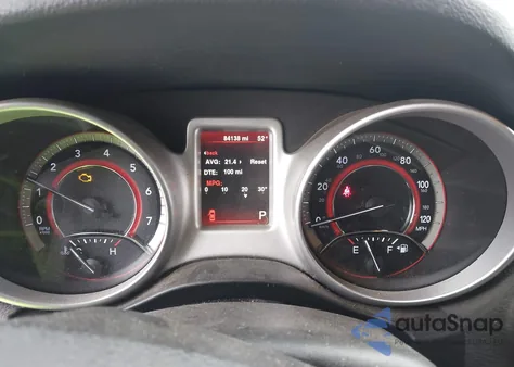 2015 Dodge Journey Sxt z USA, uszkodzony, nr VIN 3C4PDCBG4FT678695